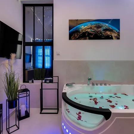 In The Sky Z Prywatna Sauna I Jacuzzi By Dream Apartament Bielsko-Biała