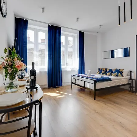 Apartament In The Sky Z Prywatna Sauna I Jacuzzi By Dream *